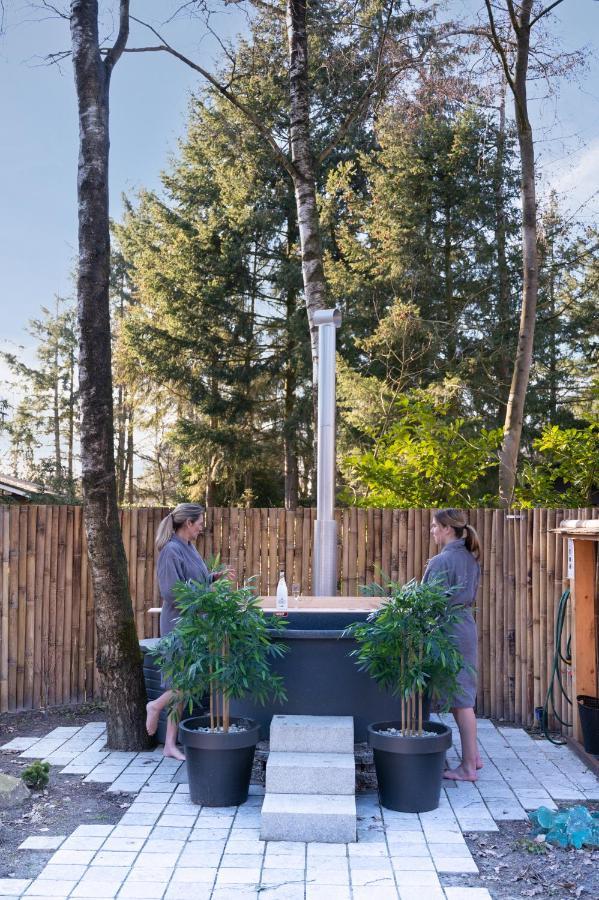 Zen-Bungalow No 1 Met Sauna En Hottub Rheezerveen Exterior foto